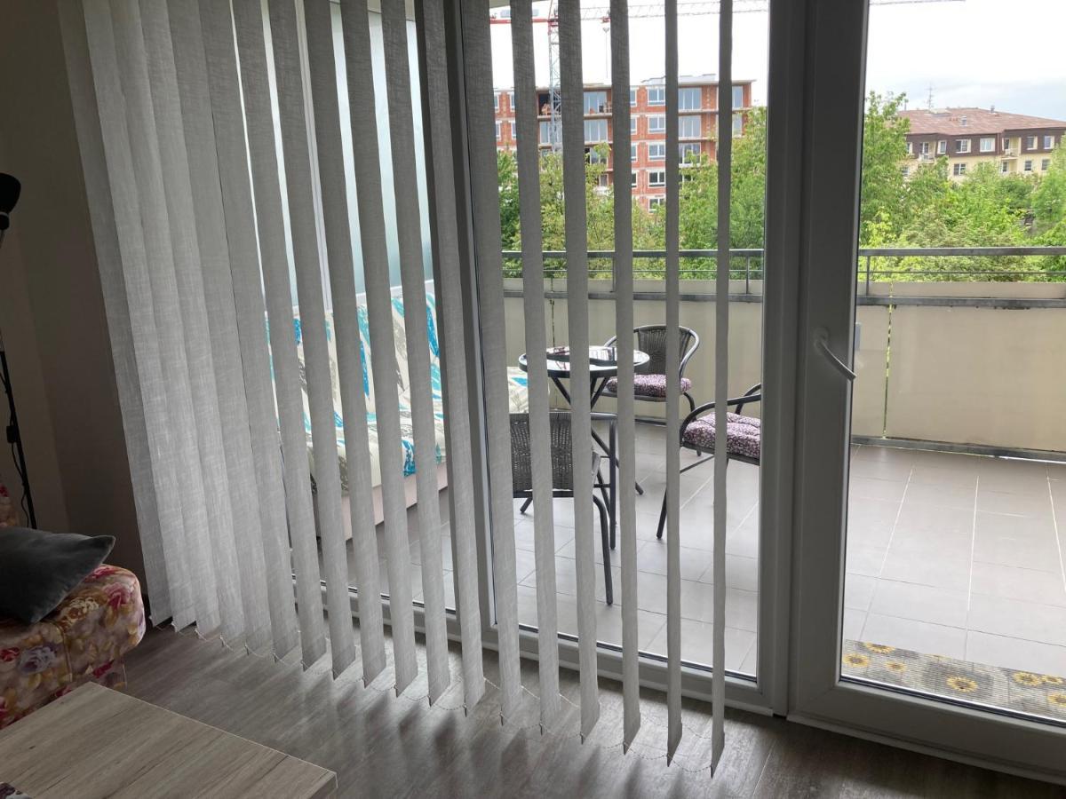 Apartman Edita - Byt S Terasou A Parkovacim Stanim, Topolova, Olomouc Daire Dış mekan fotoğraf